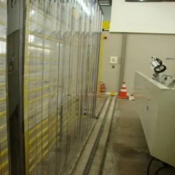 Página de produto: Cortina de PVC para porta